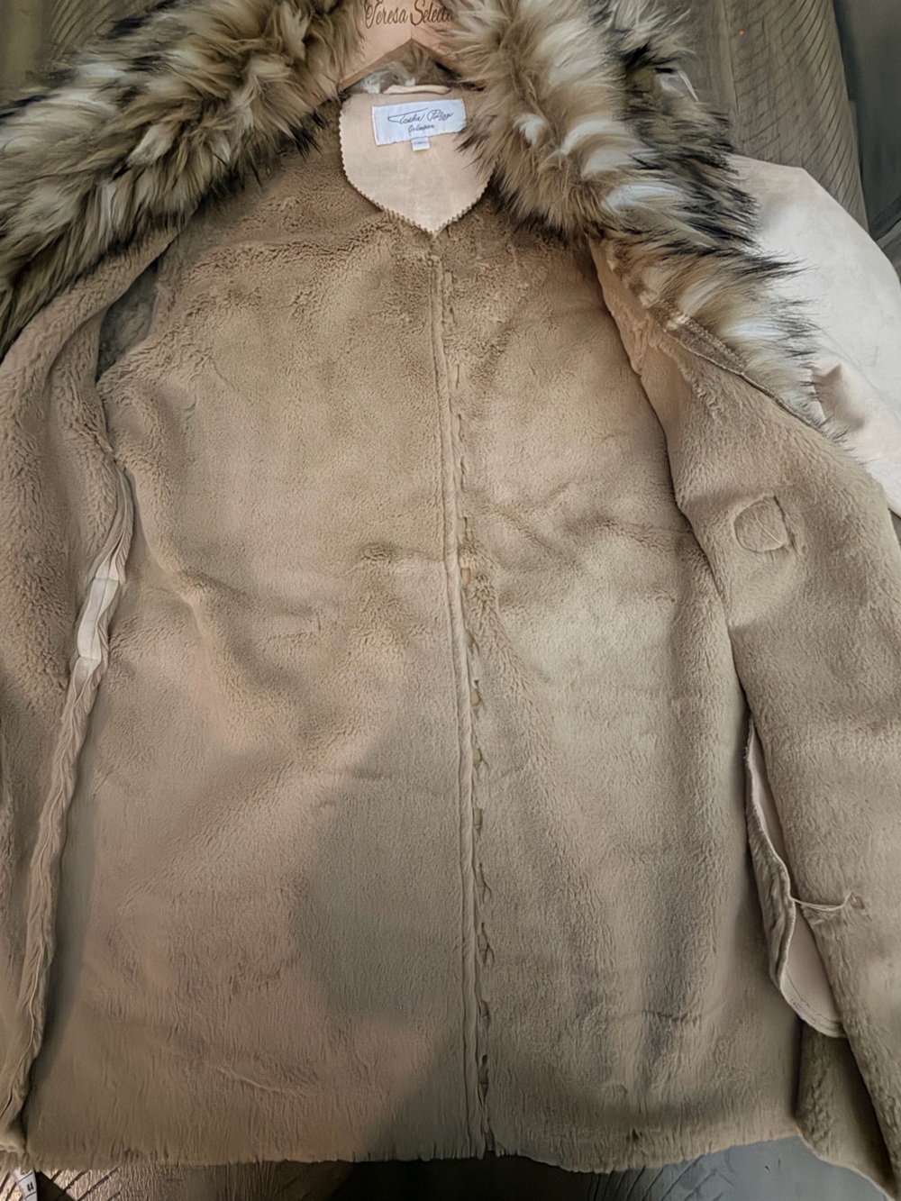 Tasha Polizzi Cream Coat with Faux Fur Trim - Picture 9 of 17